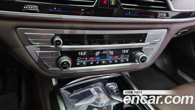 BMW 7 (G11) 740Li xDrive, миниатюра 6