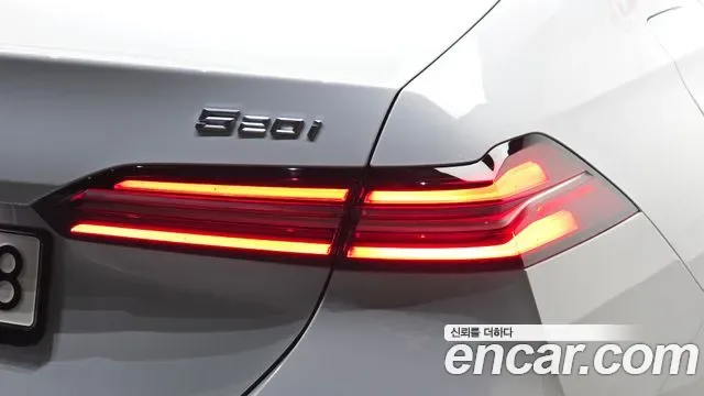 BMW 5 (G60) 520i, миниатюра 12