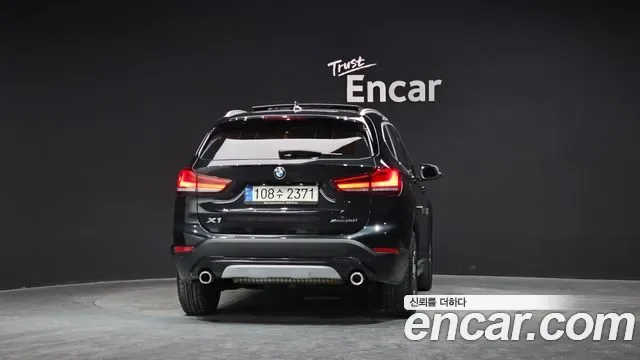 BMW X1 xDrive 20i xLine, миниатюра 11