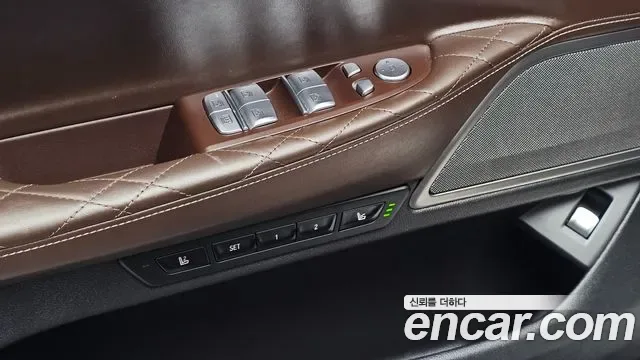 BMW 7 (G11) 740Li xDrive M, миниатюра 7