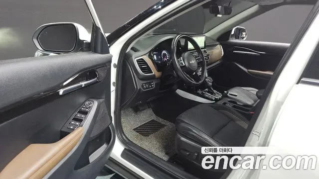 Kia Seltos бензин 1.6 Turbo 2WD Signature, миниатюра 7