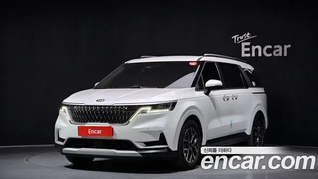 Kia Carnival дизель 9 мест Prestige