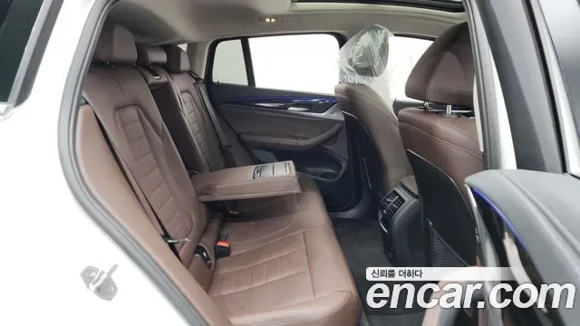 BMW X4 xDrive20i xLine, миниатюра 2