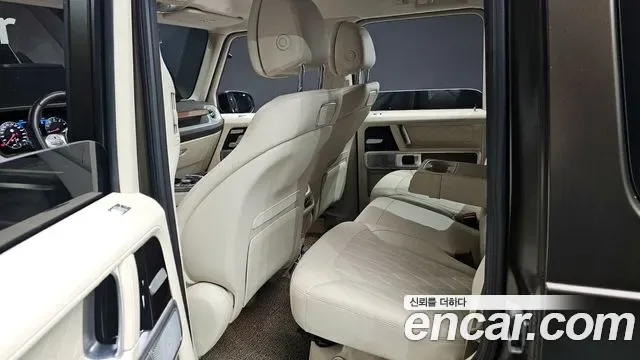 Mercedes-Benz G-Class AMG G63, миниатюра 13