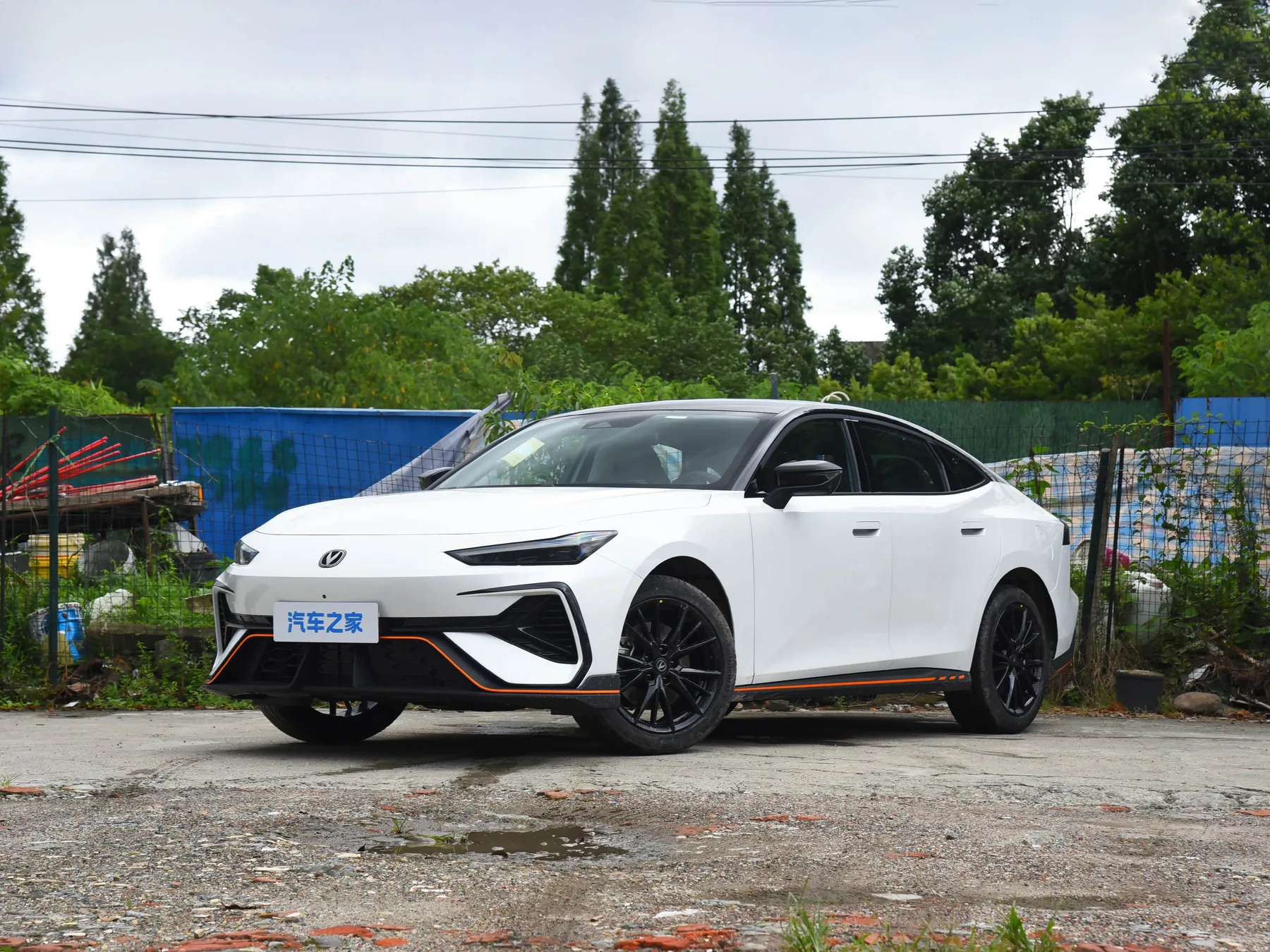 Changan UNI-V