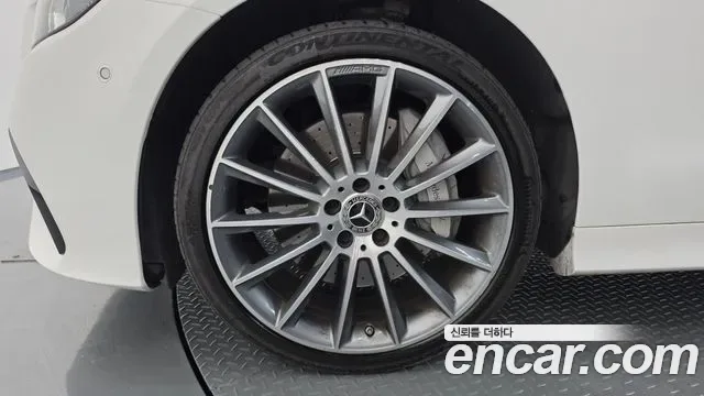 Mercedes-Benz E-Class E450 4MATIC, миниатюра 22