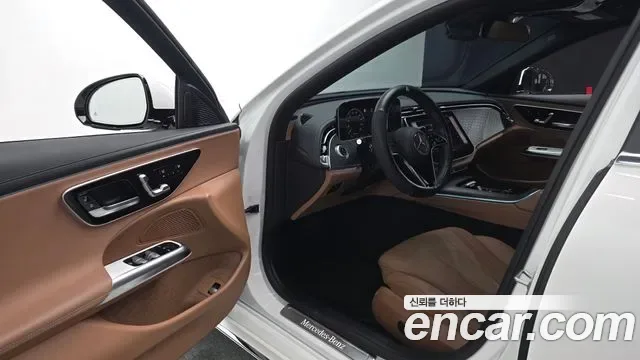 Mercedes-Benz E-Class E220d 4MATIC, миниатюра 30