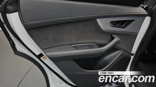 Audi Q8 50 TDI Premium, миниатюра 21