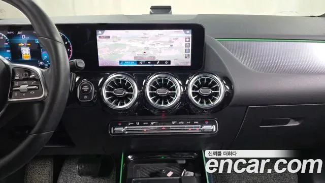 Mercedes-Benz GLA GLA220, миниатюра 22