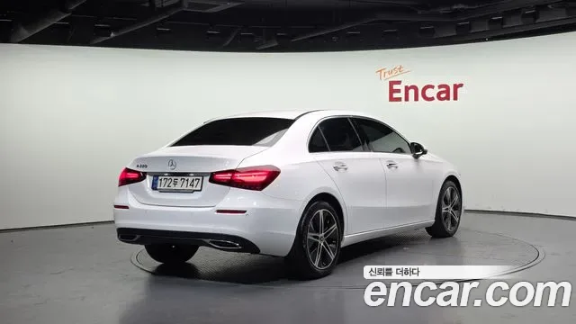 Mercedes-Benz A-Class A220, миниатюра 10