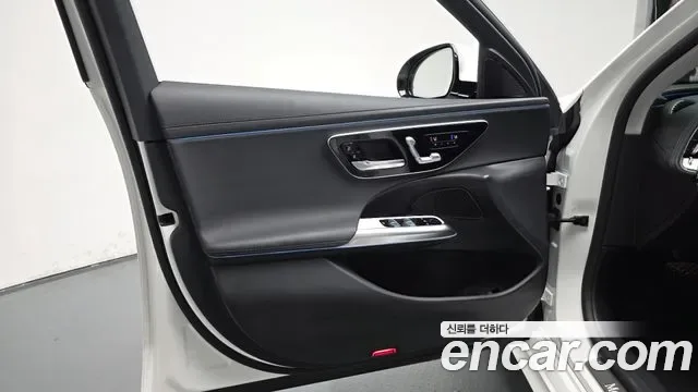Mercedes-Benz E-Class E200, миниатюра 23