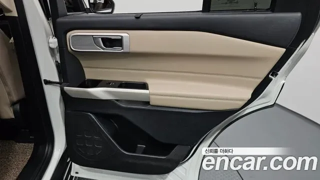Ford Explorer 2.3 4WD, миниатюра 8