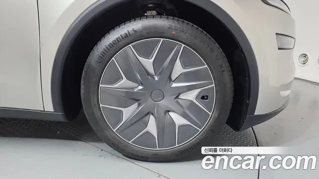 Tesla Y L AWD, миниатюра 27