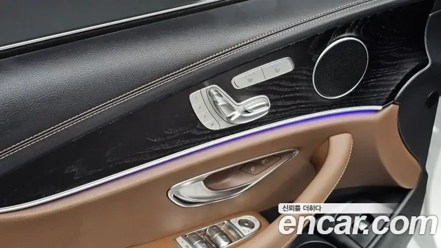 Mercedes-Benz E-Class E250 AMG Line, миниатюра 23