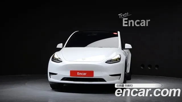 Tesla Y RWD, миниатюра 3