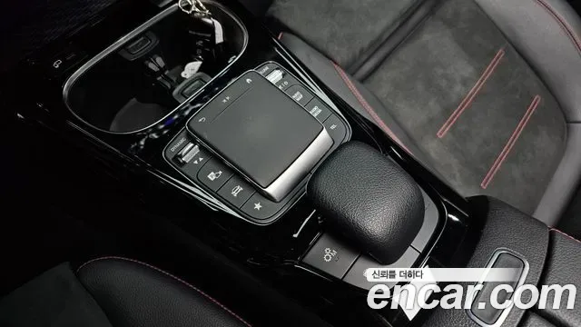 Mercedes-Benz A-Class AMG A35 4MATIC, миниатюра 2