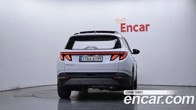 Hyundai TUCSON дизель 2.0 2WD Inspiration, миниатюра 11