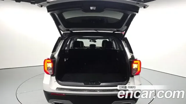 Ford Explorer 3.0 PHEV, миниатюра 12