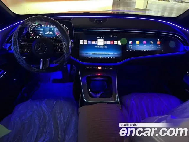 Mercedes-Benz E-Class E300 4MATIC AMG Line, миниатюра 9