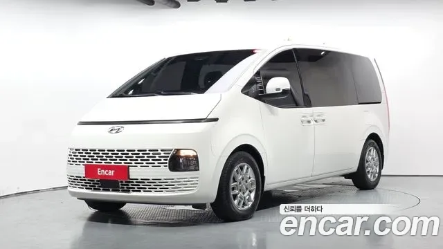 Hyundai Staria 11 мест Modern