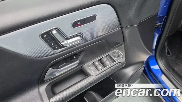 Mercedes-Benz GLB GLB200 d, миниатюра 13