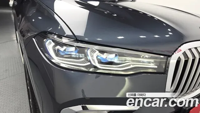 BMW X7 xDrive 40i M 6 мест, миниатюра 11