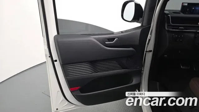 Hyundai Staria HEV 1.6T Lounge 7 мест Inspiration, миниатюра 19