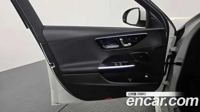 Mercedes-Benz C-Class C300 AMG Line, миниатюра 7