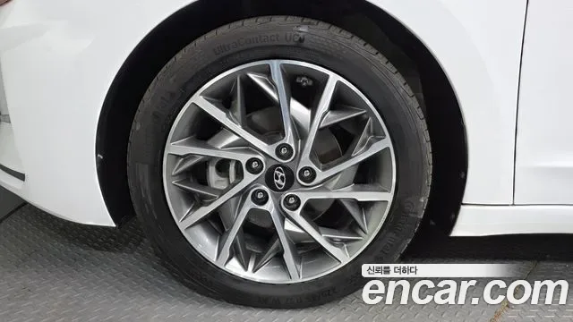 Hyundai Avante AD, миниатюра 21