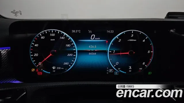 Mercedes-Benz A-Class A200d, миниатюра 22