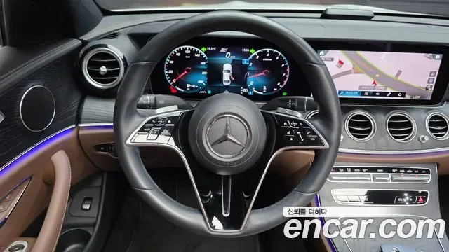 Mercedes-Benz E-Class E250 AMG Line, миниатюра 18