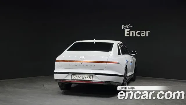 Hyundai Grandeur Calligraphy, миниатюра 6