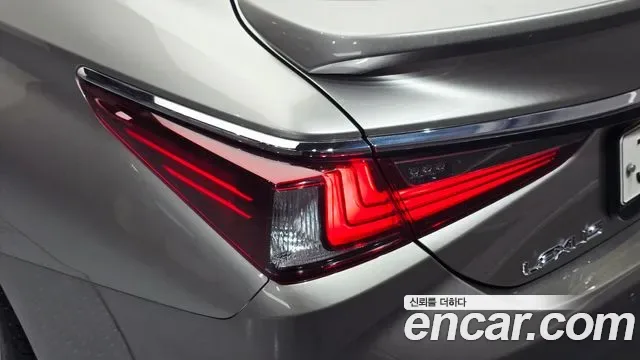 Lexus ES, миниатюра 5