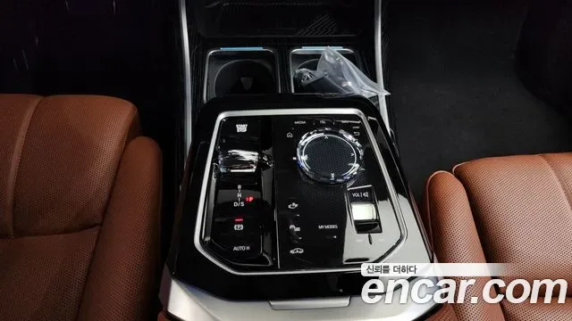 BMW 7 (G70) 740i xDrive M, миниатюра 24