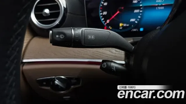Mercedes-Benz E-Class E250, миниатюра 16