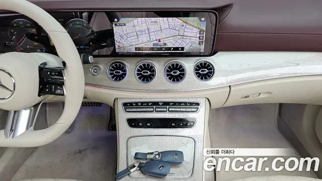 Mercedes-Benz E-Class E450 4MATIC, миниатюра 21