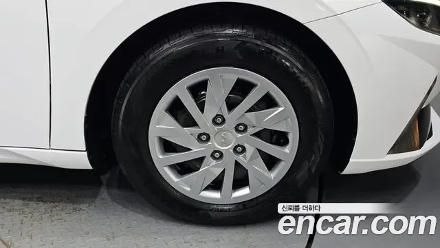 Hyundai Avante (CN7), миниатюра 3