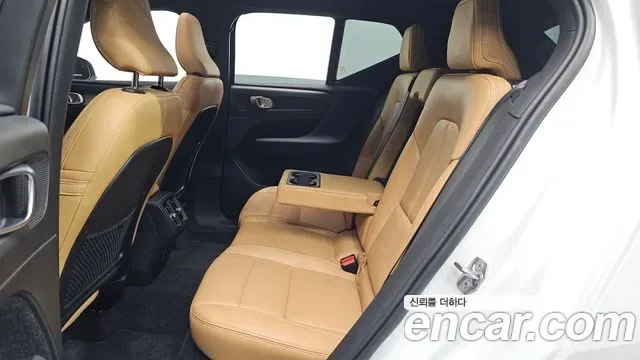 Volvo XC40 T4, миниатюра 29