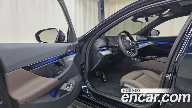 BMW 5 (G60) 520i M, миниатюра 12