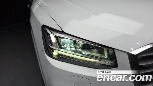 Audi Q2 35 TDI Premium, миниатюра 3