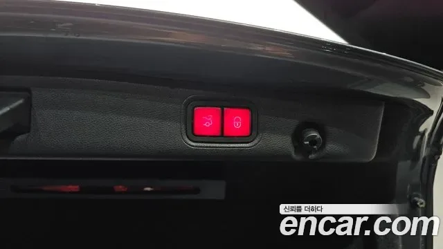 Mercedes-Benz E-Class E300 4MATIC, миниатюра 9