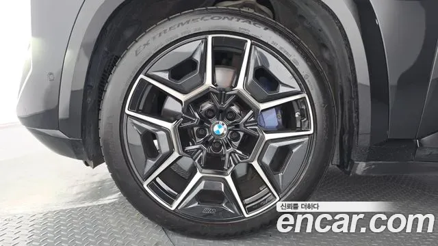 BMW XM, миниатюра 8