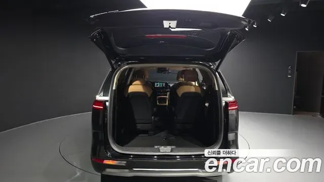 Kia Carnival дизель 9 мест, миниатюра 15