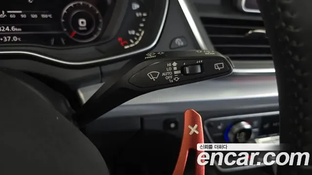 Audi Q5 40 TDI Premium, миниатюра 2