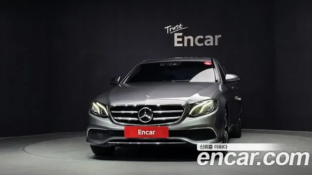 Mercedes-Benz E-Class E250, миниатюра 25