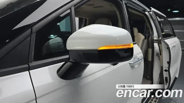 Kia Carnival дизель 9 мест, миниатюра 20