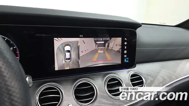 Mercedes-Benz E-Class E350 4MATIC AMG Line, миниатюра 4