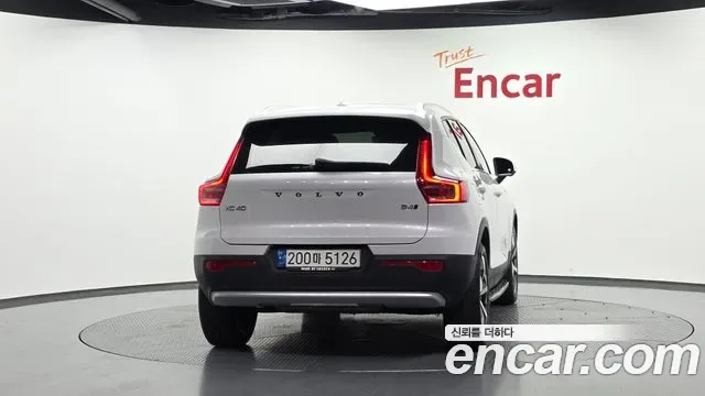 Volvo XC40 B4, миниатюра 8