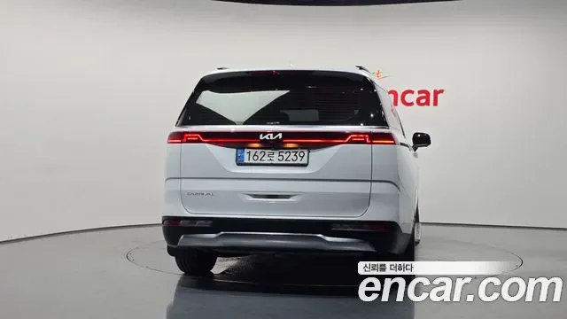 Kia Carnival дизель 7 мест, миниатюра 14