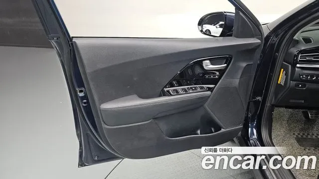 Kia Niro 1.6 HEV, миниатюра 16